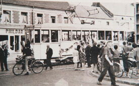 Le 2 juillet 1966, le dernier voyage du tramway fleuri pour la circonstance est triomphal. Beaucoup n’avaient pas voulu rater ce rendez-vous historique.