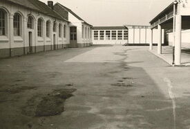 L’école des filles.